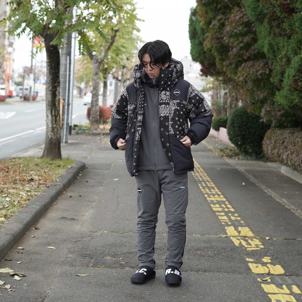 FCRB DOWN BENCH PARKA バンダナ　ダウンベンチ　XL