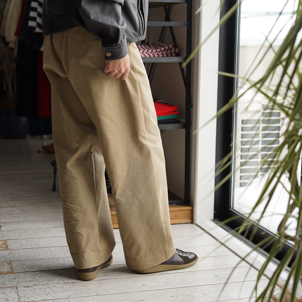 ワイドパンツをお探しの方はお早めに！ UNIVERSAL PRODUCTS | 1989