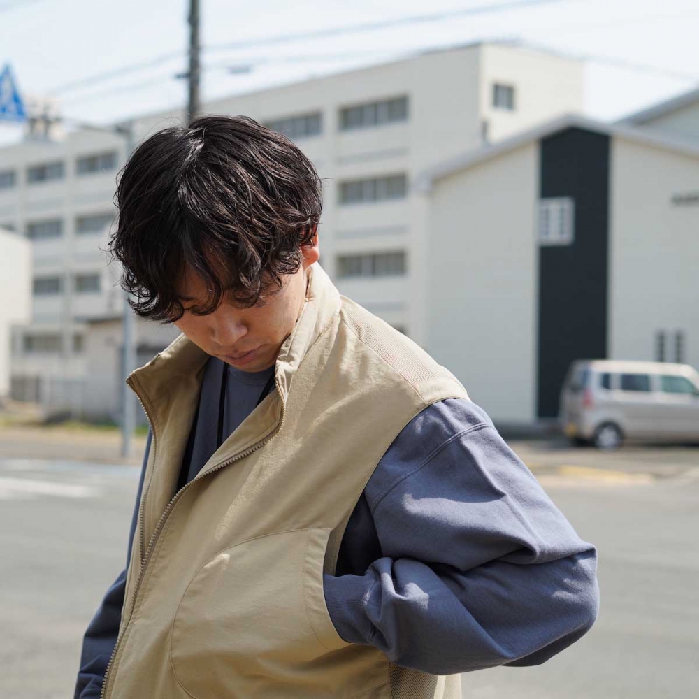 リバーシブル仕様の機能性ベスト / DAIWA PIER39 | 1989 Men's Blog