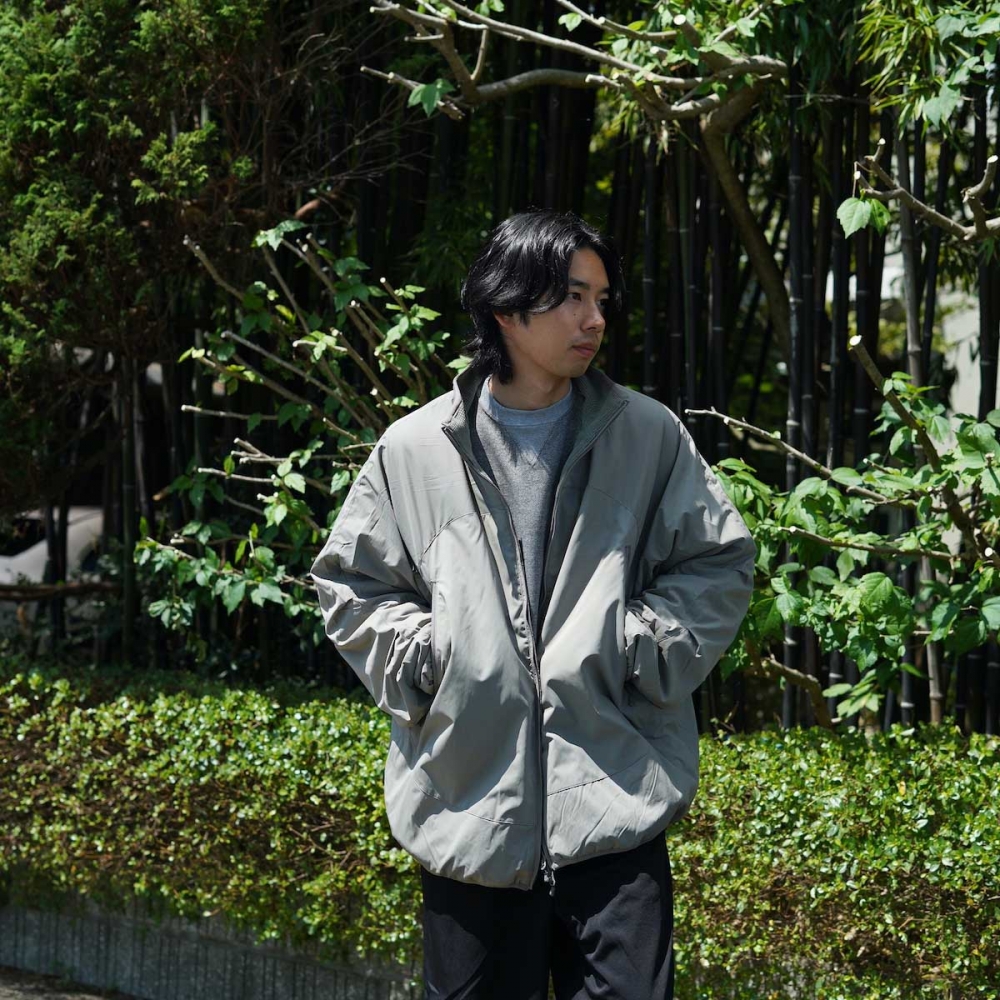 TECH REVERSIBLE MIL ECWCS STAND JACKET購入後数回着用の美品です