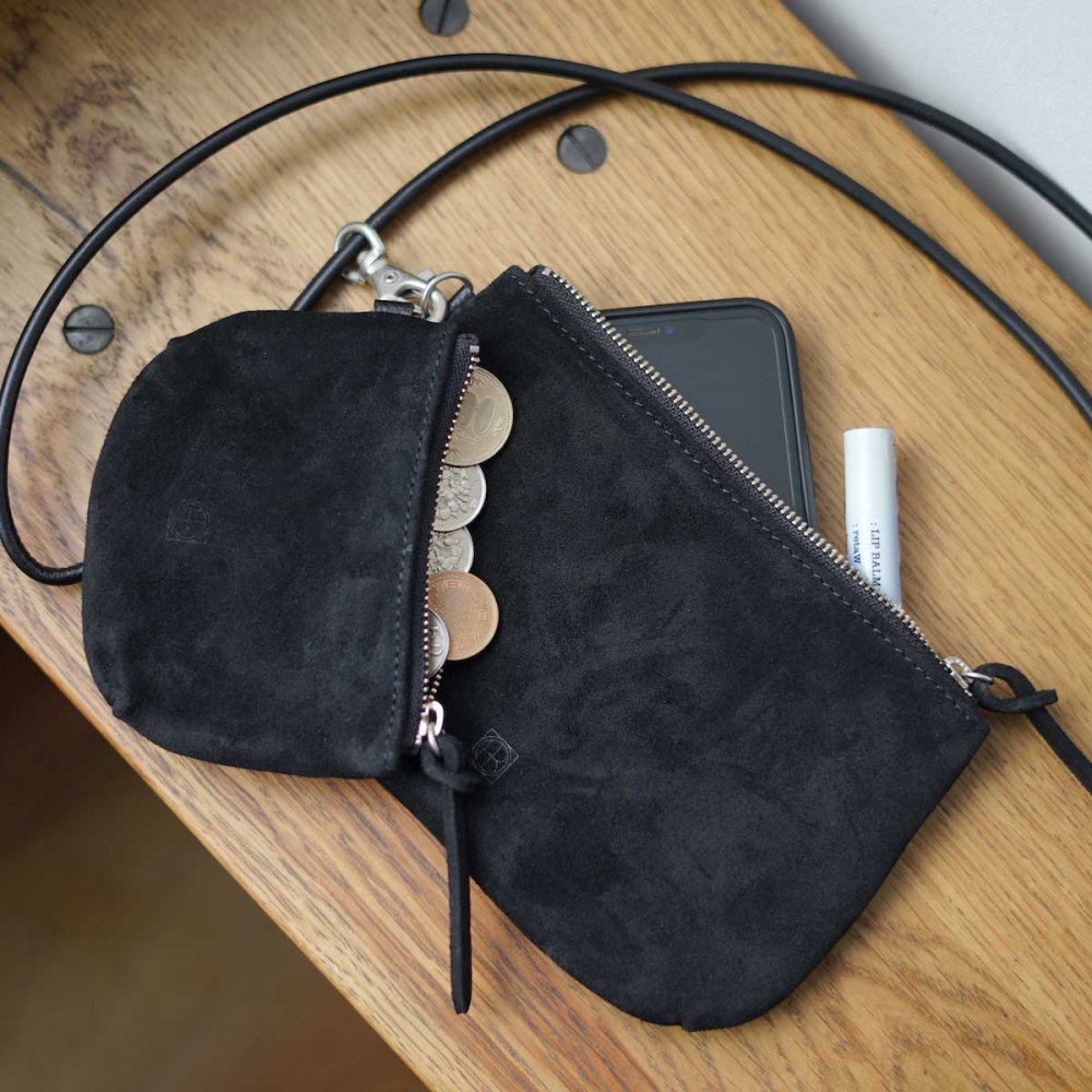 hobo PAIR CASE COW SUEDE WITH いや STRAP ITEM