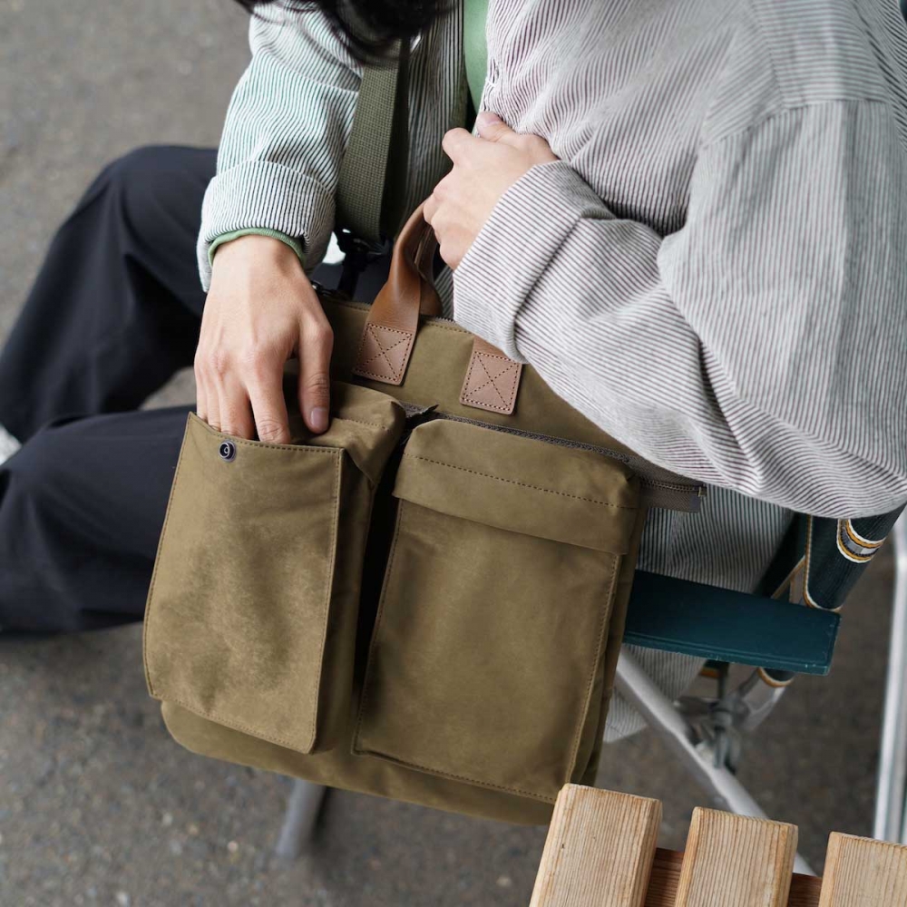 Hender Scheme ブラウン レザートートバッグ Hender Scheme ブラウン レザートートバッグ