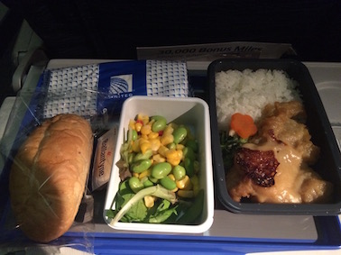 ユナイテッド航空機内食夕食