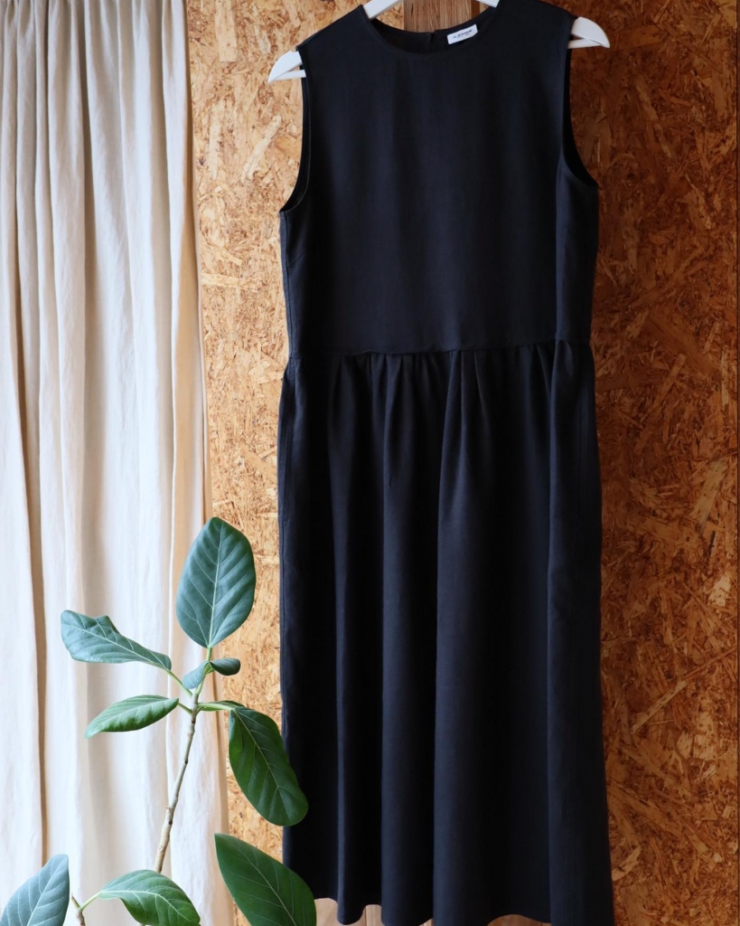 le Glazik ノースリーブロングワンピース ブラック 美品】LE GLAZIK