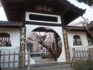 120401_175745_ed.jpg