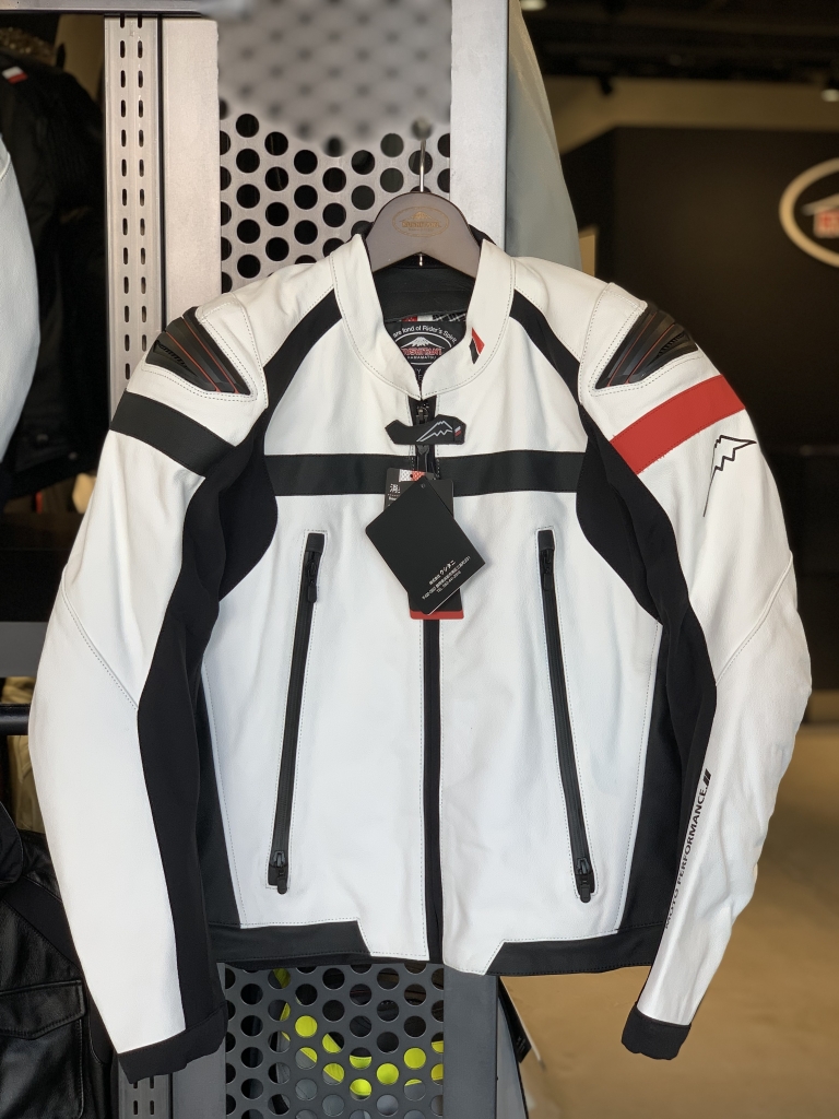 2023春夏入荷3 レザージャケットとレザーパンツ：KUSHITANI福岡店