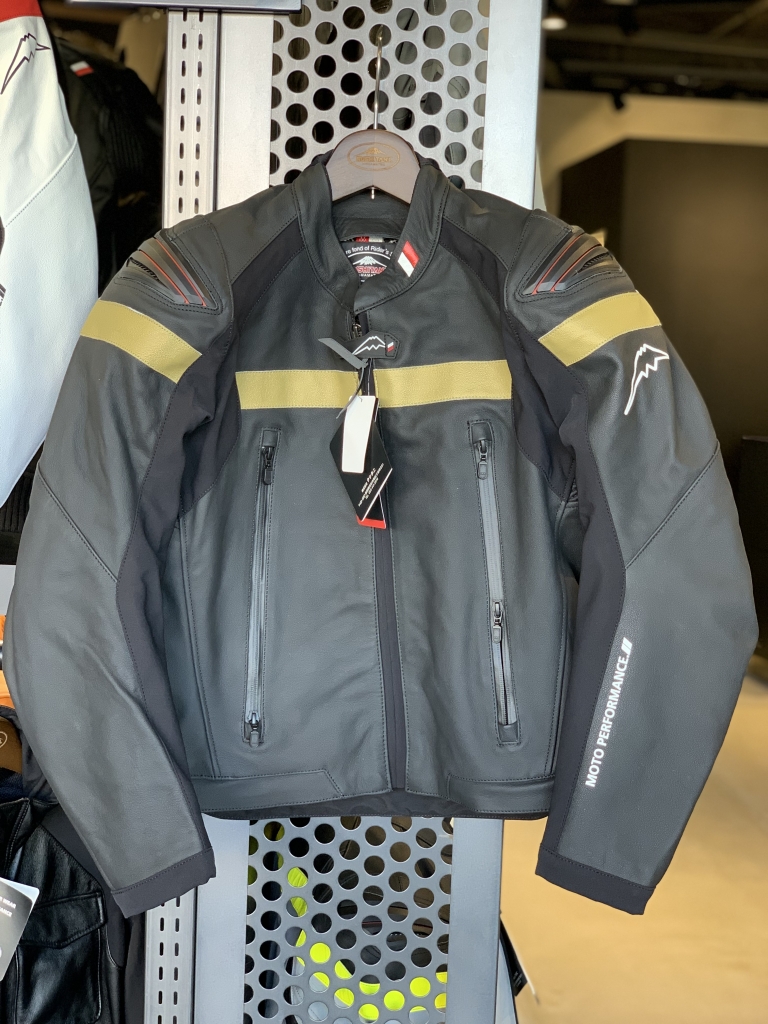 2023春夏入荷3 レザージャケットとレザーパンツ：KUSHITANI福岡店