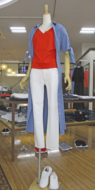3月24日 19 好服美人 File クラブハウスカジュアルウインドウのおもてなしアイコンたち 好服美人 クラブハウス
