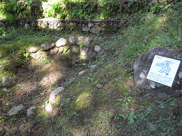 足助城