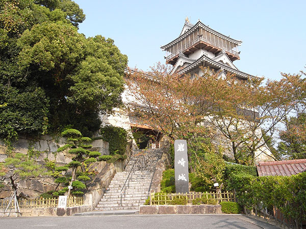 岩崎城