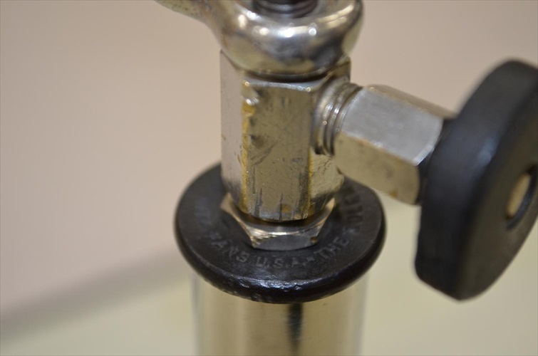 Quick-Lite Model Q Lamp