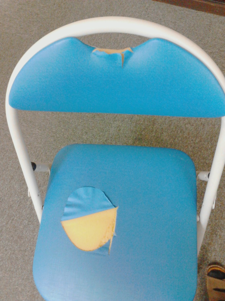 パイプ椅子の修理 | くにやクリニックブログ!