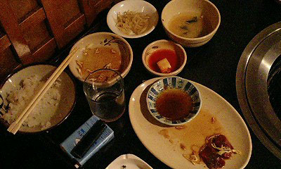 こっそりと。それはもうこっそりと蘇る残飯王。