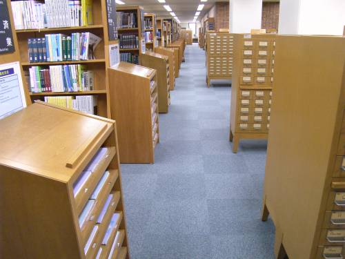 京 大 図書館