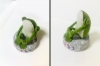 かかえる(俯瞰・横)