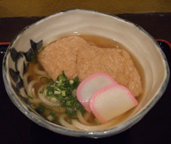 たけうちうどん店のきつねうどん