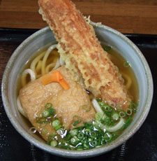 きぬ川のちく天きつねうどん