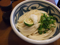 讃松庵のしょうゆうどん