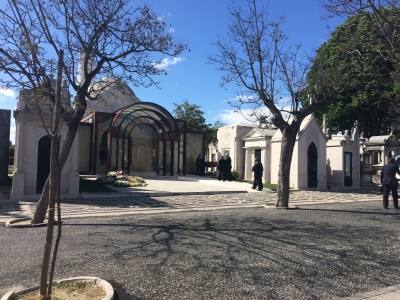 アルト・デ・サン・ジョアン墓地