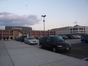 crocs garden state plaza