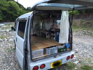 軽キャンピングカー
