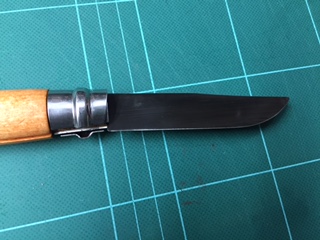 OPINEL(オピネル) No;09【オリーブオイル漬け・黒錆加工済み】