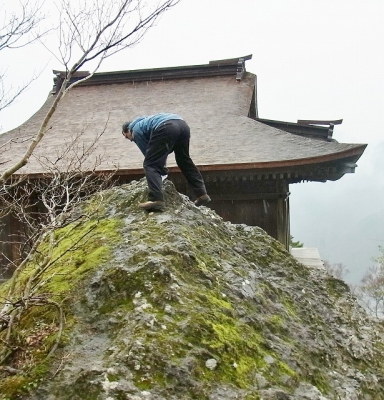 文殊堂を越えると