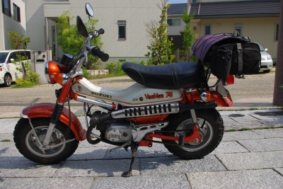 SUZUKI バンバン75 フロントフェンダー （バンバンのエンジンが 