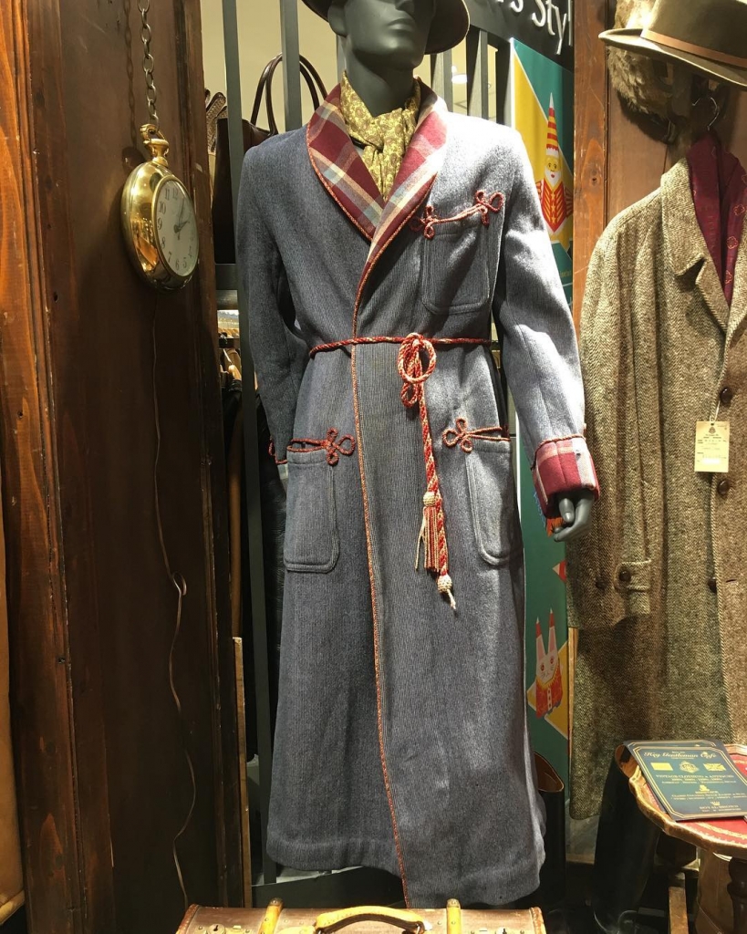 1940's Smoking Coat(Gown) Made In England | Hey Gentleman 1940's Smoking Coat(Gown) Made In England | Hey Gentleman