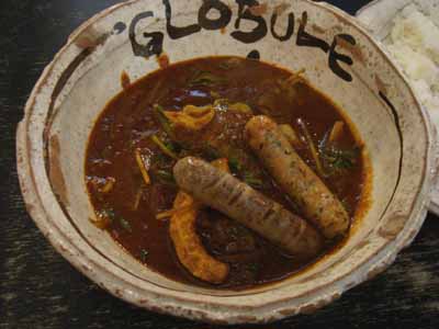 GLOBULE ハンバーグ 自家製ソーセージトッピング 辛さ6