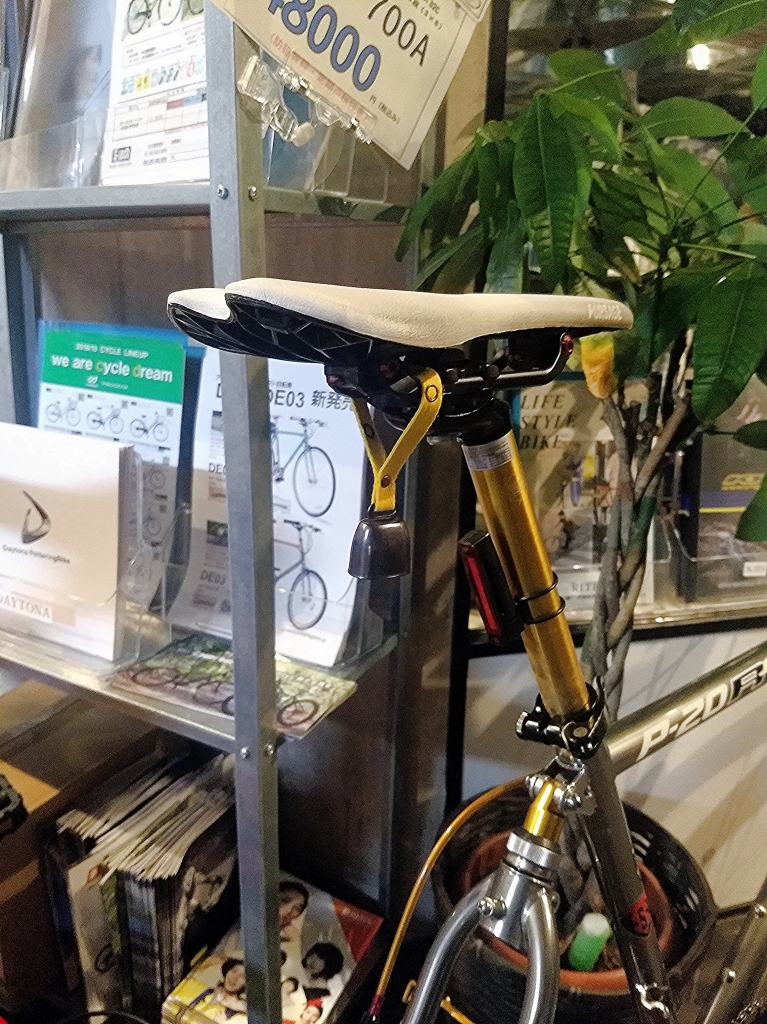 カラーカスタマイズパーツが続々入荷！ | ちいさな自転車家の日々