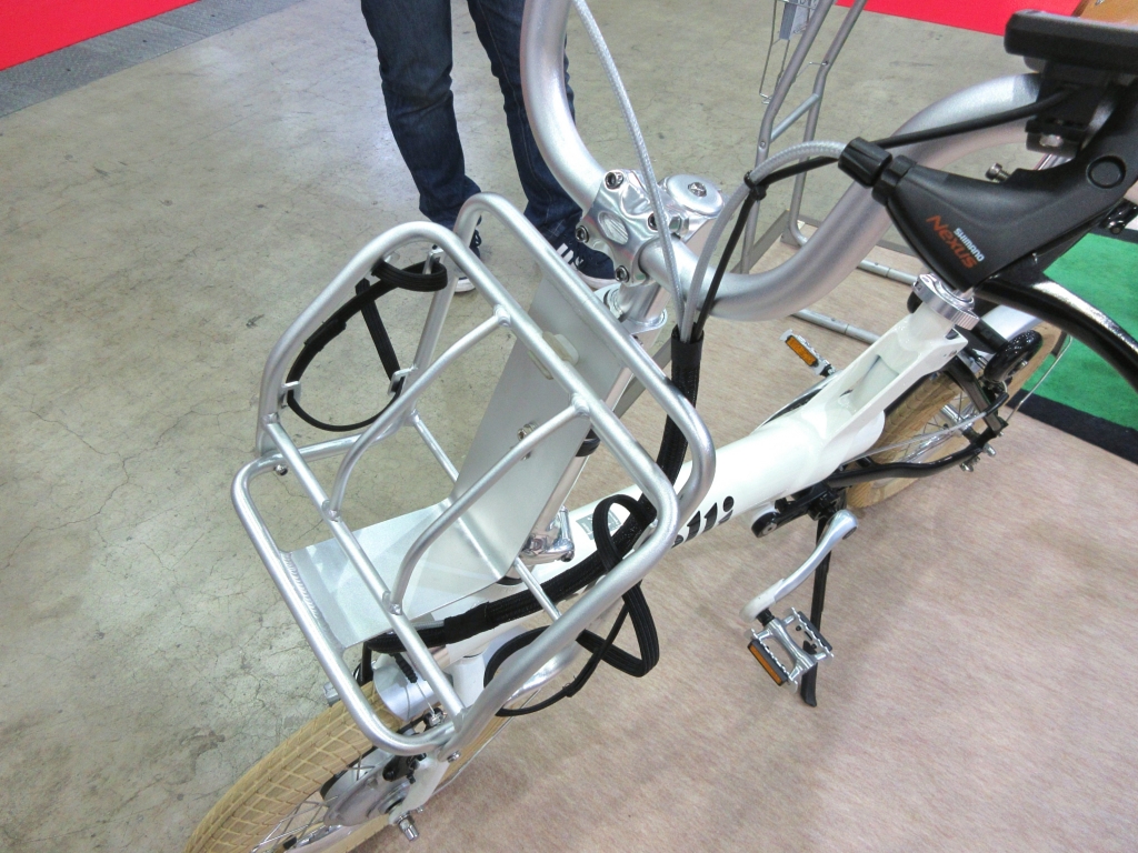 ちいさな自転車家　BENELLI　miniFold16 Classic　電動アシスト付自転車