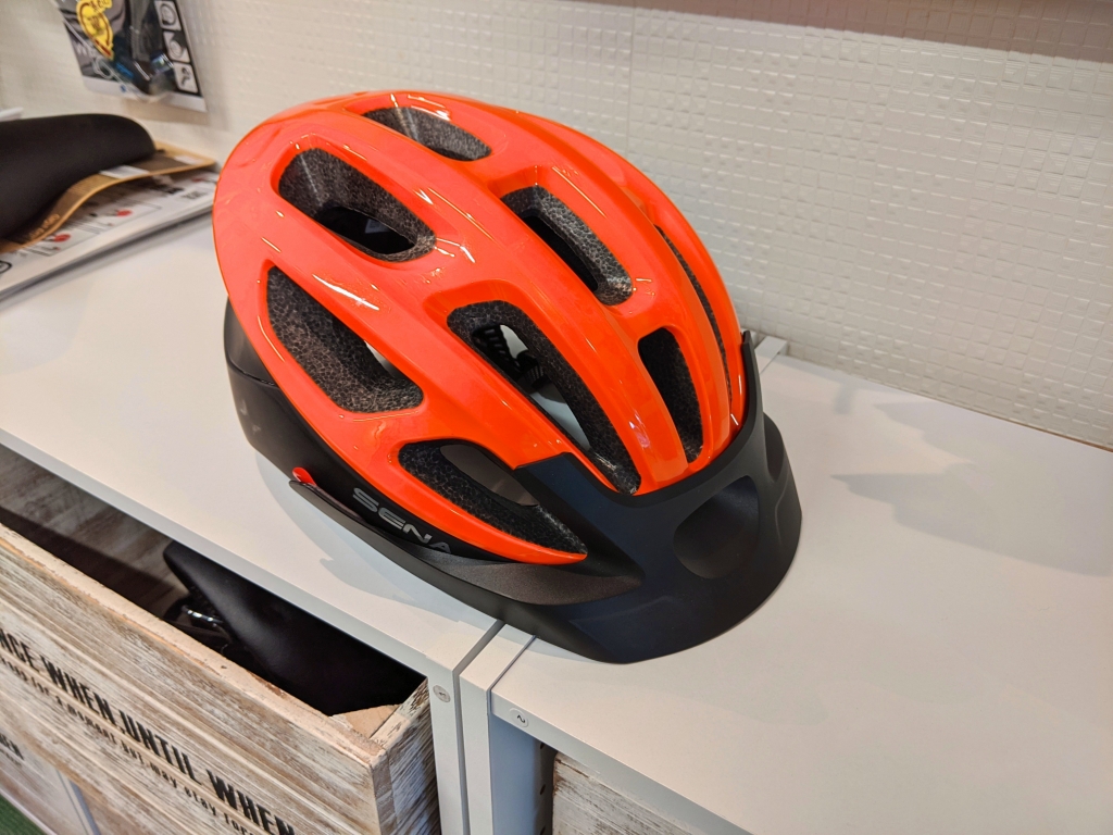 ちいさな自転車家 栄店 ヘルメット ガジェット SENA R1