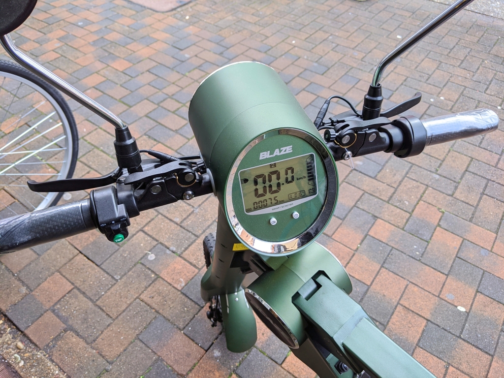 ちいさな自転車家 栄店 電動バイク BLAZE SMART EV