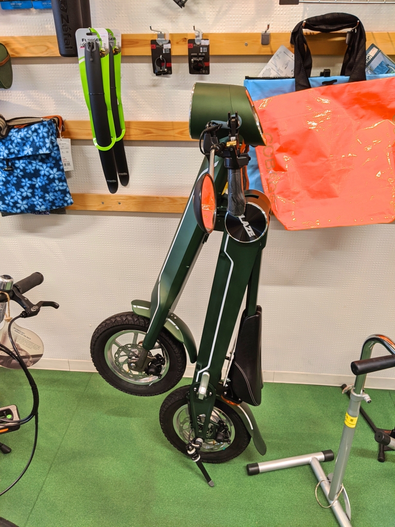 ちいさな自転車家 栄店 電動バイク BLAZE SMART EV