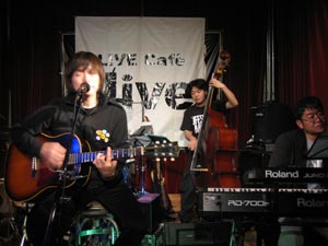 live3