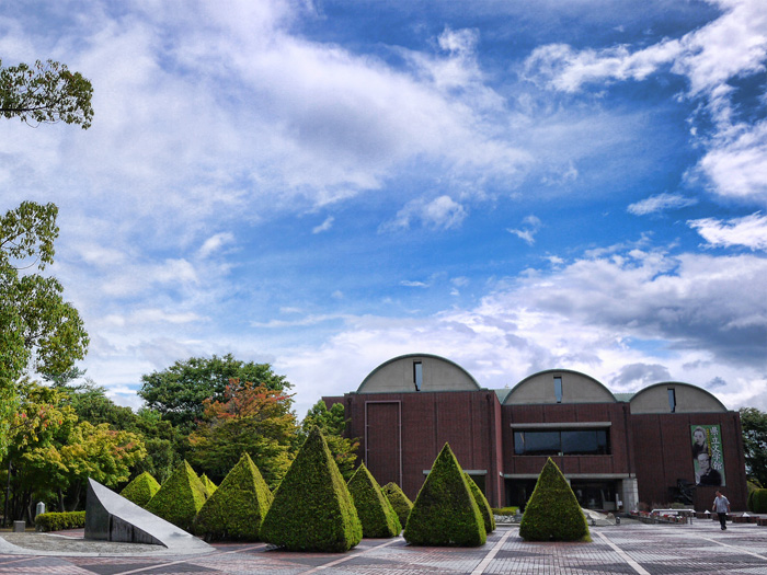 山梨県立文学館