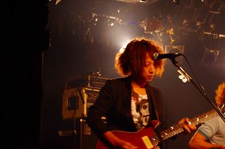 20101019_205742_55.0mm_F-5.6_ISO1600_EV0.0_PENTAX K-x