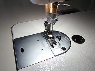ダイレクトドライブ高速1本針本縫自動糸切りミシン