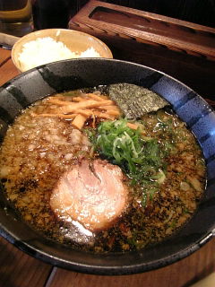焦がし醤油ラーメン ラーメン無双 青山 フェティッシュダディーのゴス日記