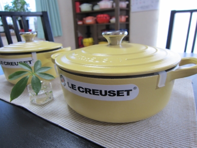 LE CREUSETココット ジャポネーズアンティークローズ18cm