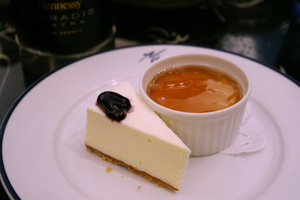 ミク二カフェ『デザート』/紅茶のブランジェ&レアチーズケーキ