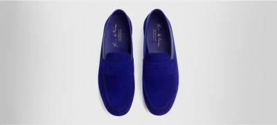 イヴ・クラインに捧げる靴 | 青い日記帳