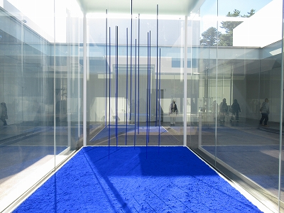 超希少　イヴ・クライン　ディマンシュ　復刻版 イブ・クライン展 超希少イヴ・クラインディマンシュ復刻版 イブ・クライン展