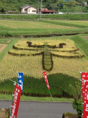 田んぼアート トンボ