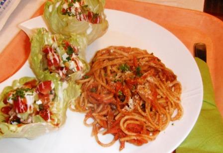 サラダライスとパスタ1.JPG