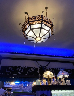 喫茶ソワレ,カフェソワレ,東郷青児,ゼリーポンチ,京都の老舗喫茶店,羊羹風のレトロな店内