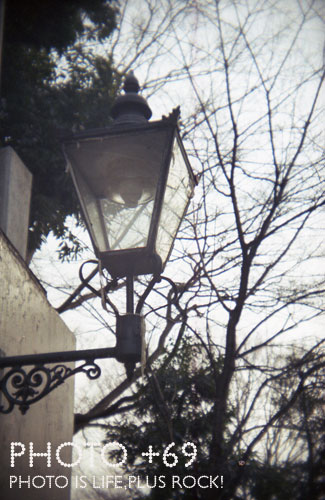 井の頭公園入り口街灯