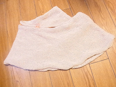 Vネックギャザープルオーバー 「シンプルなのに仕掛けが光るニットのふだん着」