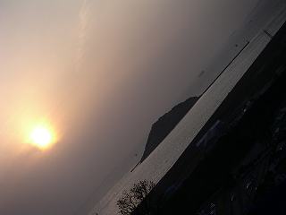 夕陽の沈む姫島
